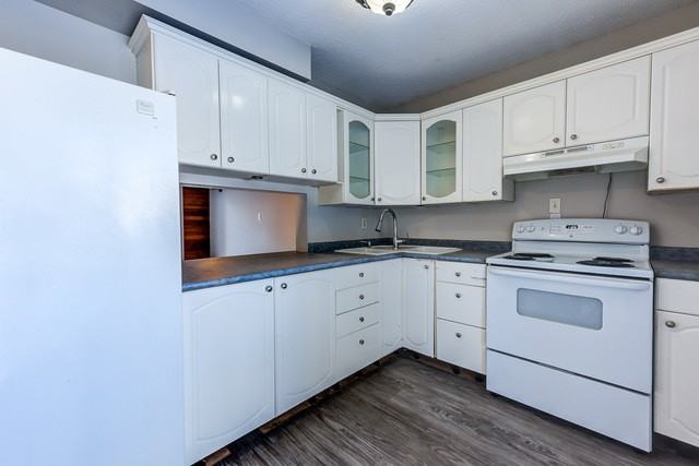 5535 144a Ave Nw - Photo 2 of 18