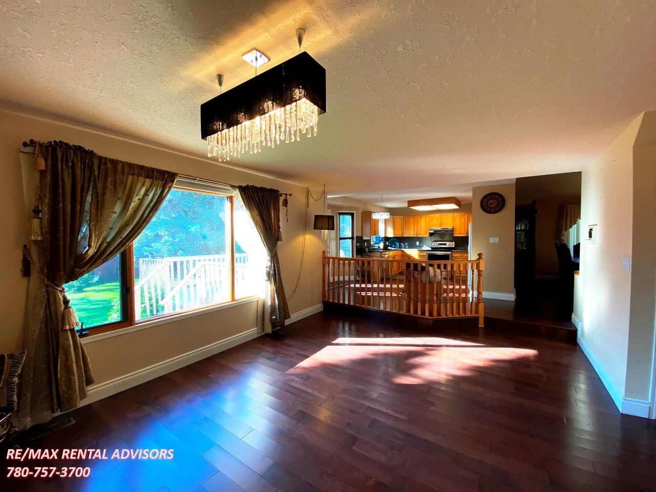 102 Farnell Close Nw - Photo 3 of 20