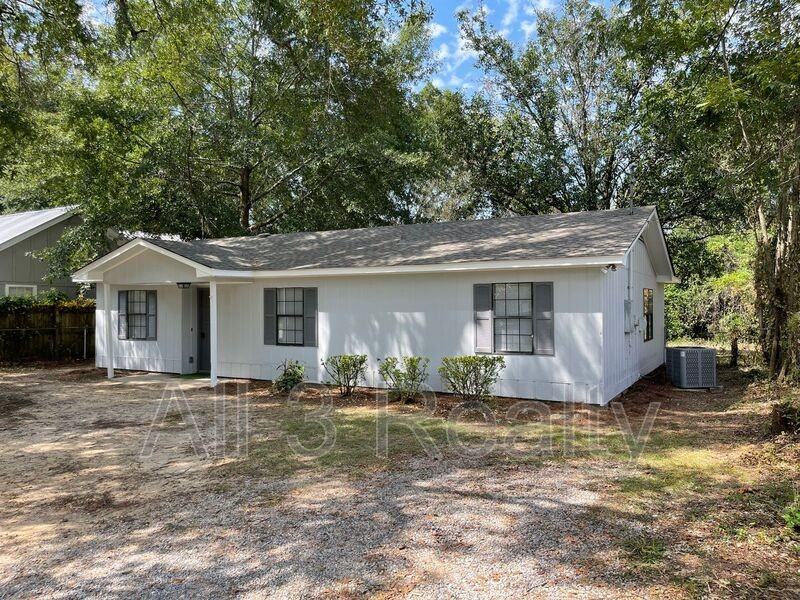 505 Government St - Photo 3 of 29