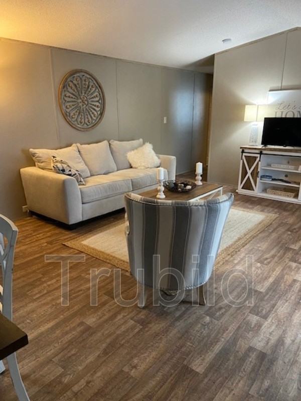 Tracey Court #307 - Photo 2 of 3