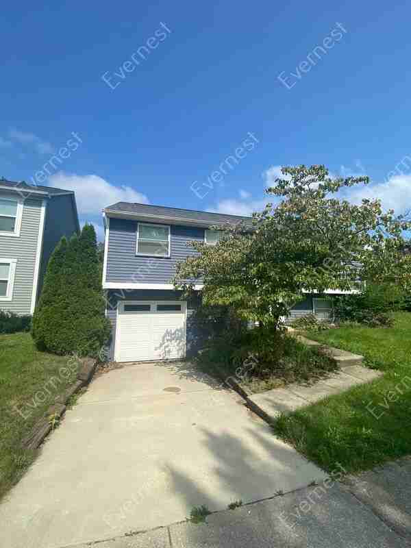 1011 Woodington Rd - Photo 2 of 32