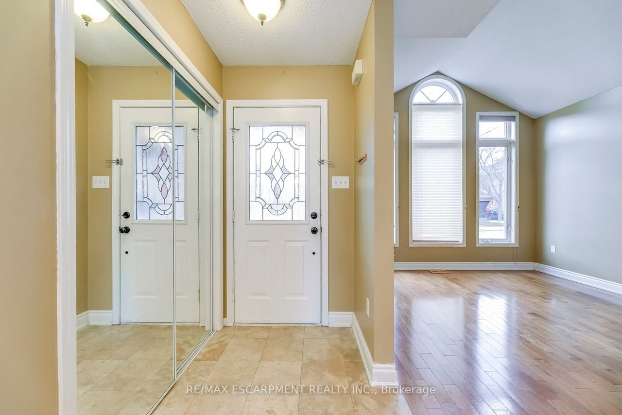 2209 Shadetree Avenue - Photo 2 of 19