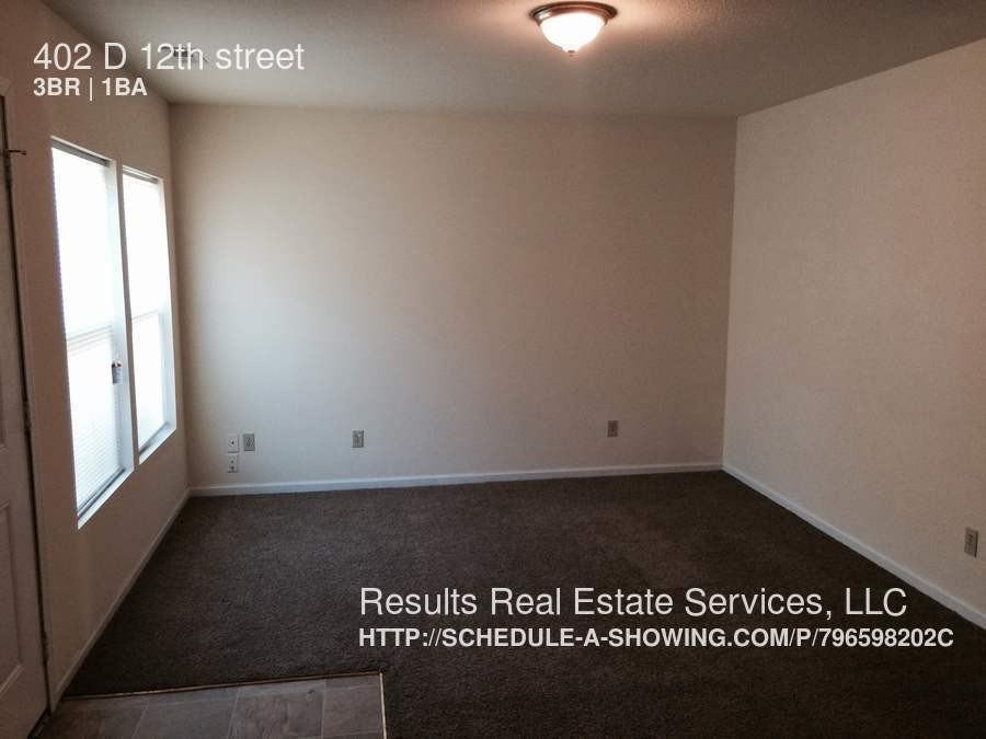 402 SW 12th St - Photo 3 of 10