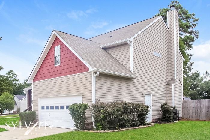 204 Stoney Pointe Dr - Photo 3 of 16