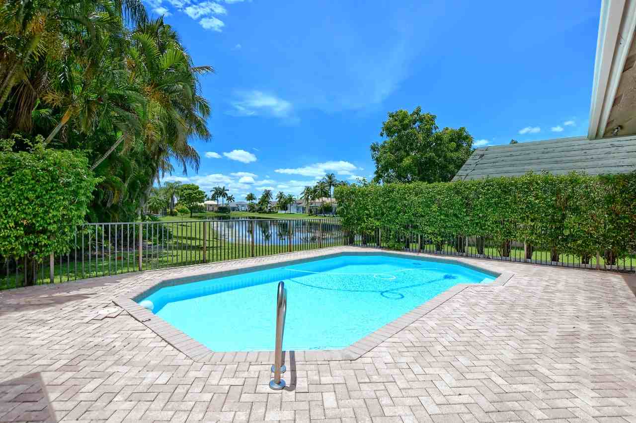 10832 Bal Harbor Dr #NA - Photo 2 of 50