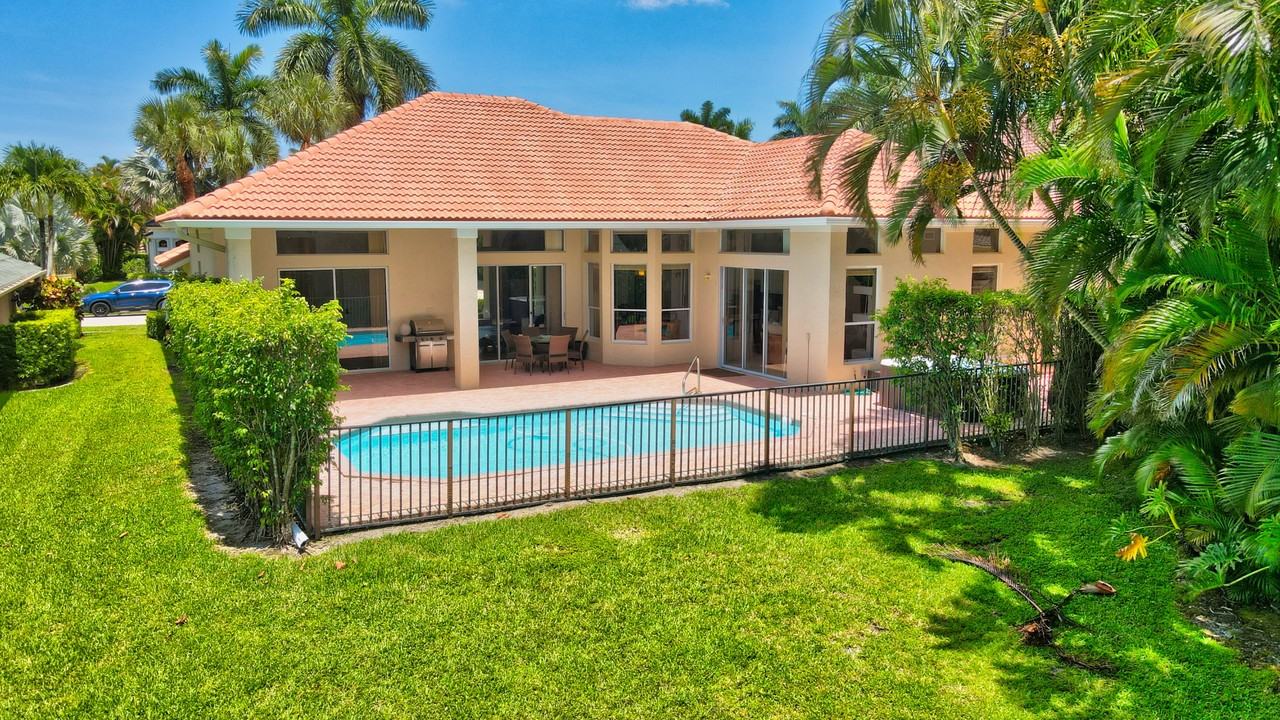 10832 Bal Harbor Dr #NA - Photo 3 of 50