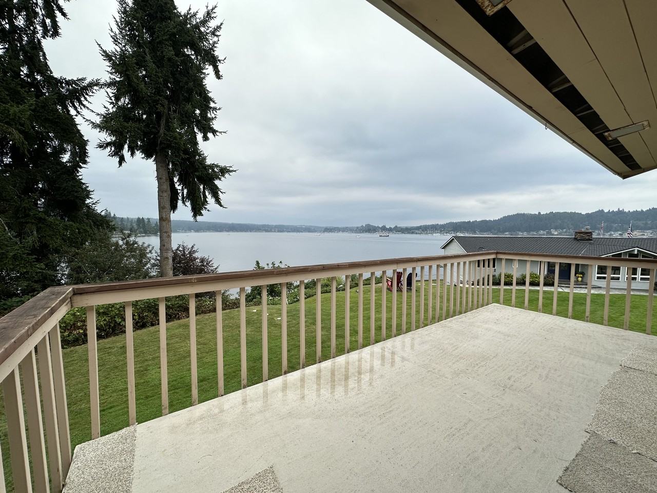 16501 Pearson Point Road Northeast #A - Photo 2 of 28