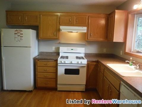 901 W Deercreek Pkwy - Photo 2 of 15