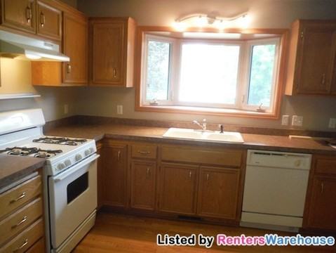 901 W Deercreek Pkwy - Photo 3 of 15
