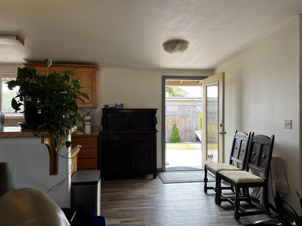 1109 Thomas St #1 - Photo 5 of 13