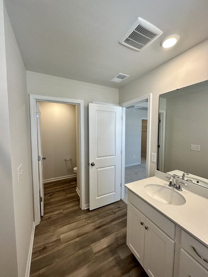 13107 Cottage Crest Ln - Photo 6 of 25