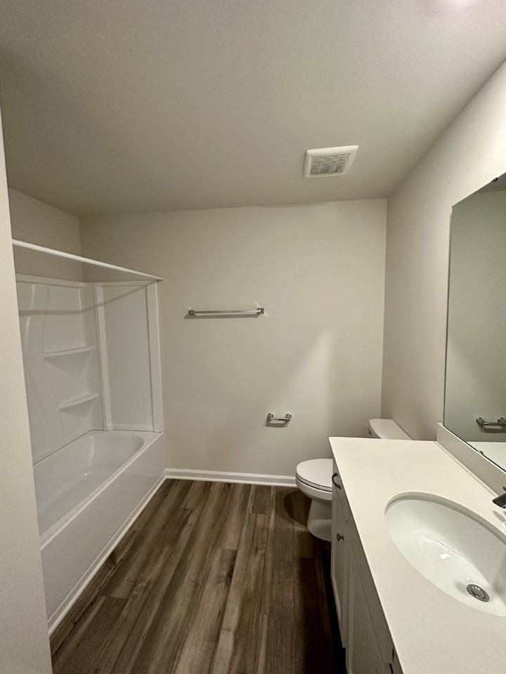 13107 Cottage Crest Ln - Photo 7 of 25