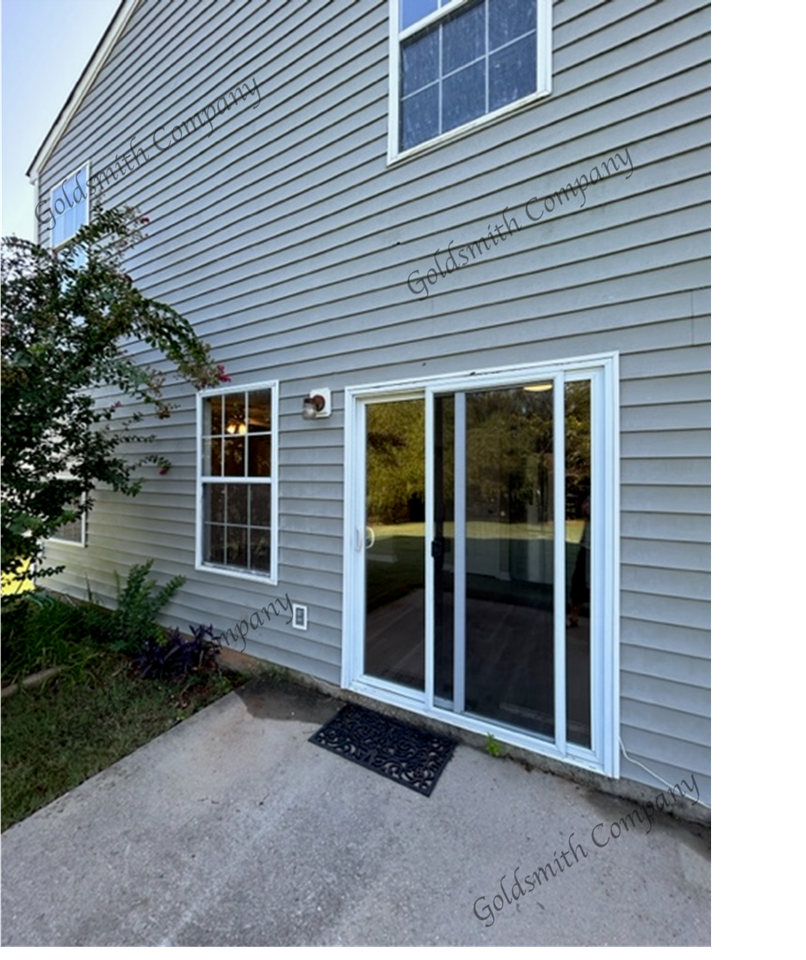 105 Willow Bend Dr - Photo 2 of 10