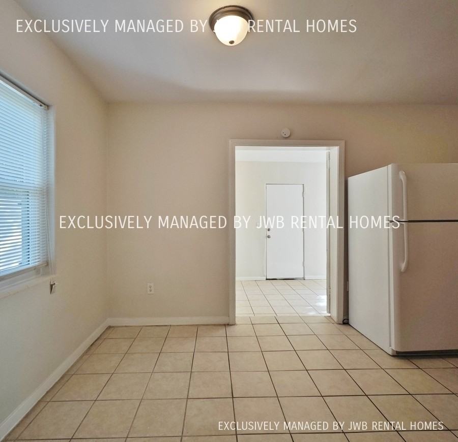 8917 Madison Ave - Photo 2 of 7