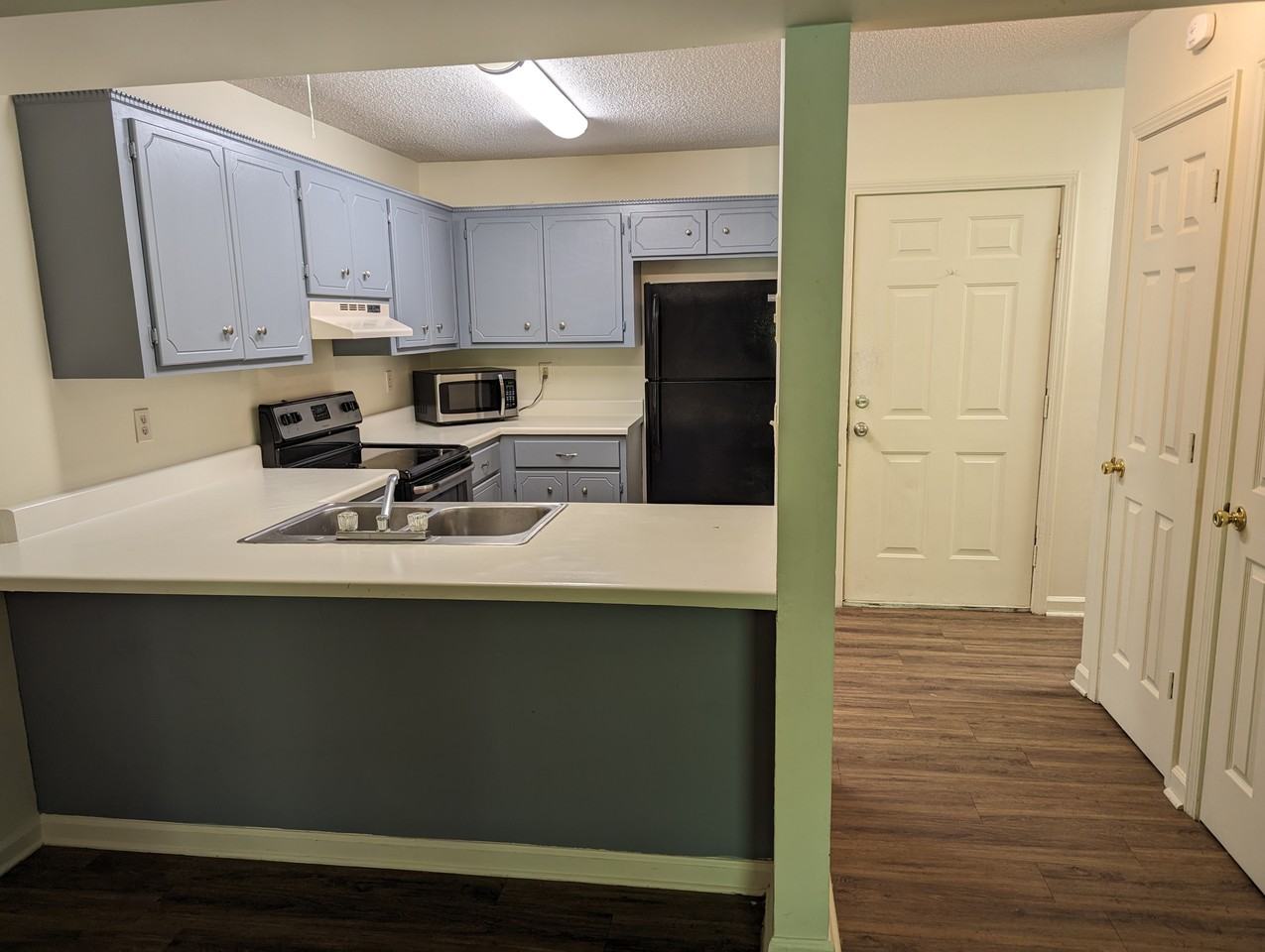 140 Mcneece St #140 - Photo 2 of 15