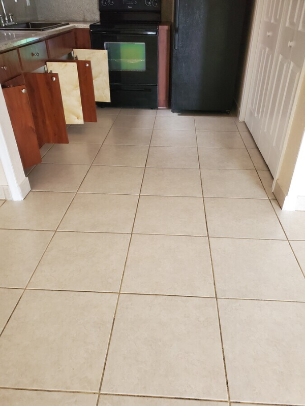 W 43rd Pl #4 - Photo 7 of 50