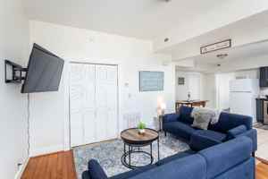 featured image of 600 E Main St #1