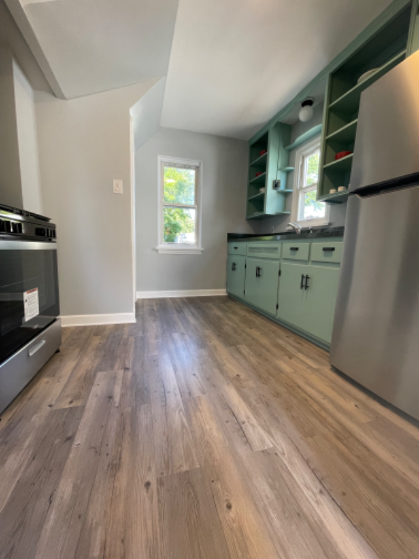 3268 W 142nd St - Photo 3 of 18