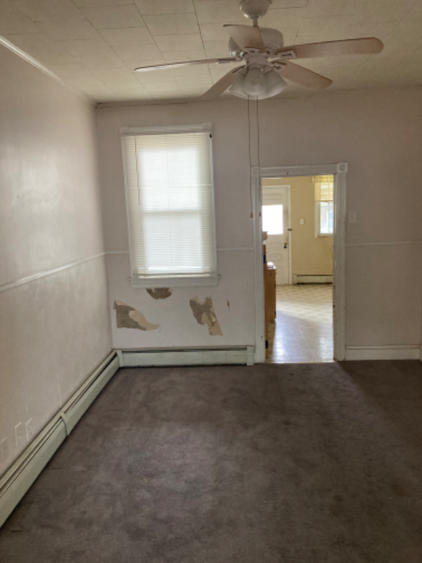 53 Macomb St - Photo 3 of 9