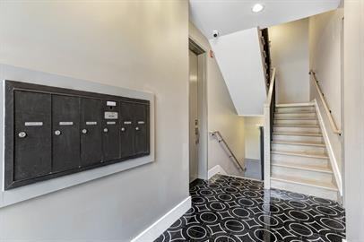 174 Myrtle Avenue - Photo 3 of 11