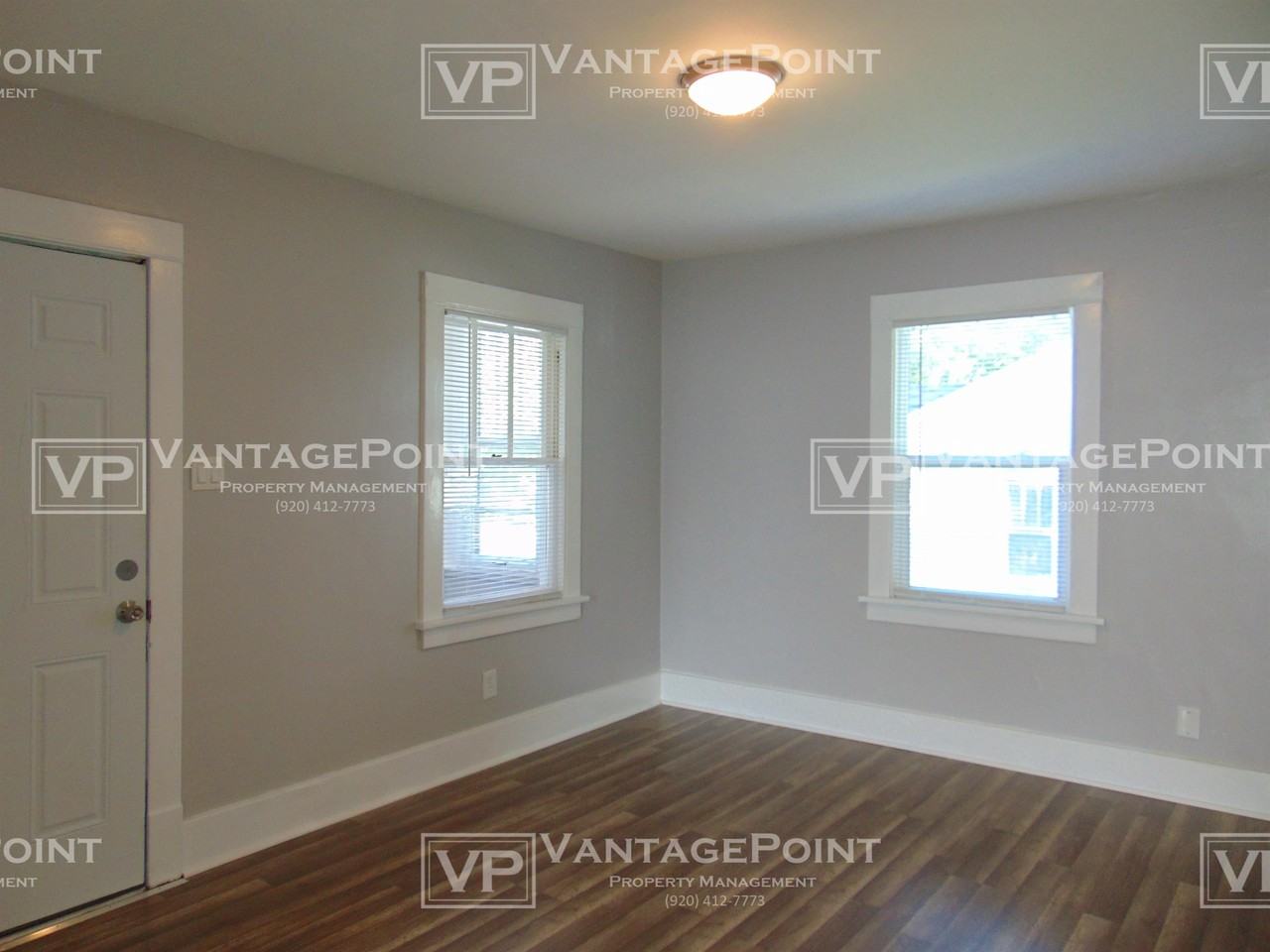 2034 Farlin Ave Lowr - Photo 2 of 15