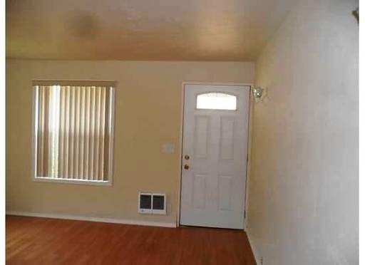 625 1st St N - Photo 2 of 17