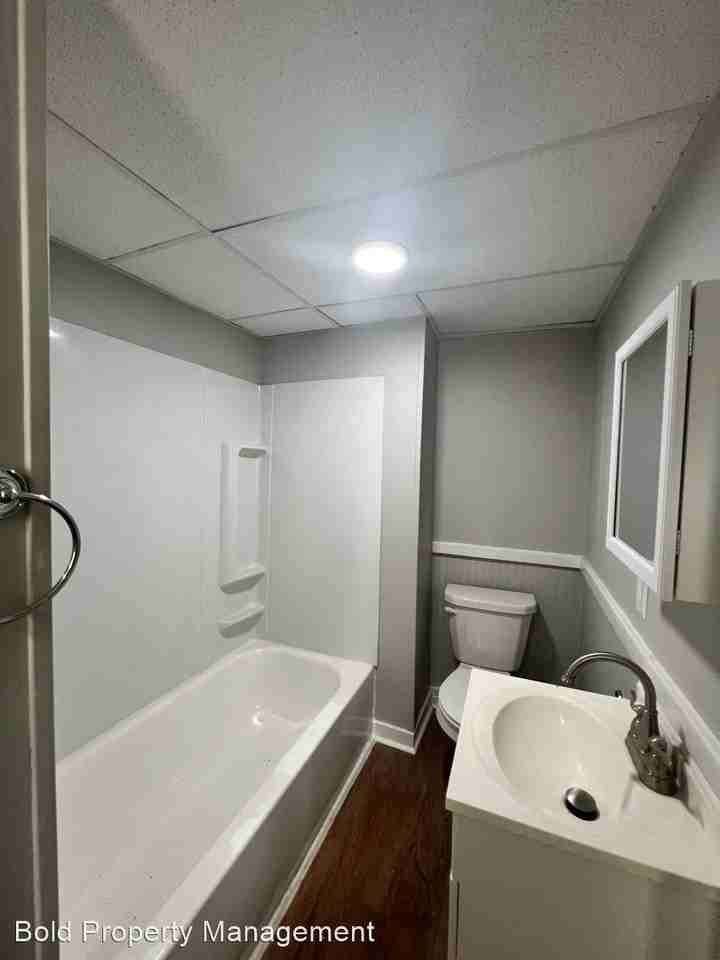 207-209 S 9th Street - Photo 3 of 7
