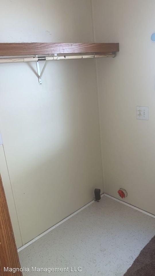 209 Big Buck Rd - Photo 3 of 12