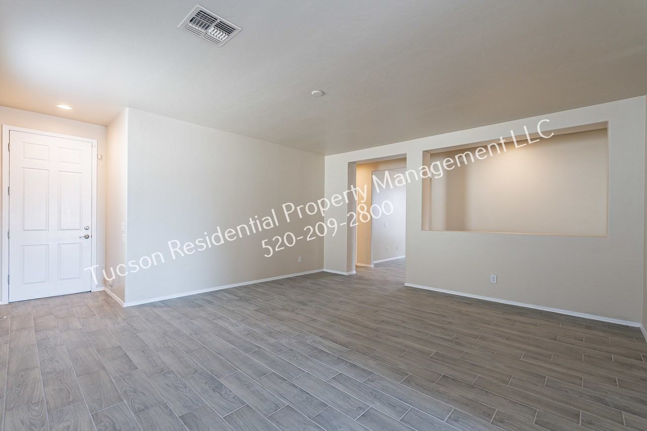 4923 E Chickweed Dr #110 - Photo 6 of 30