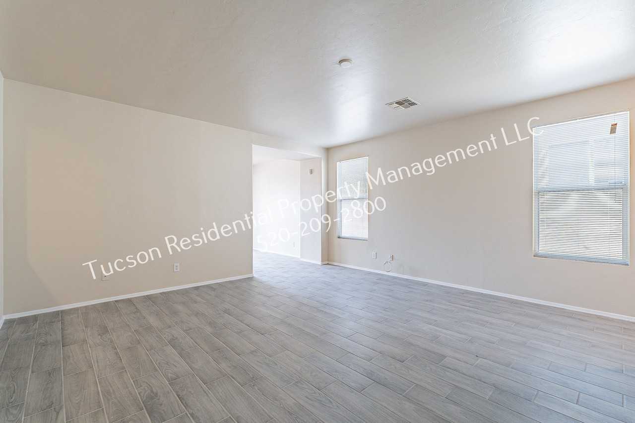 4923 E Chickweed Dr #110 - Photo 7 of 30