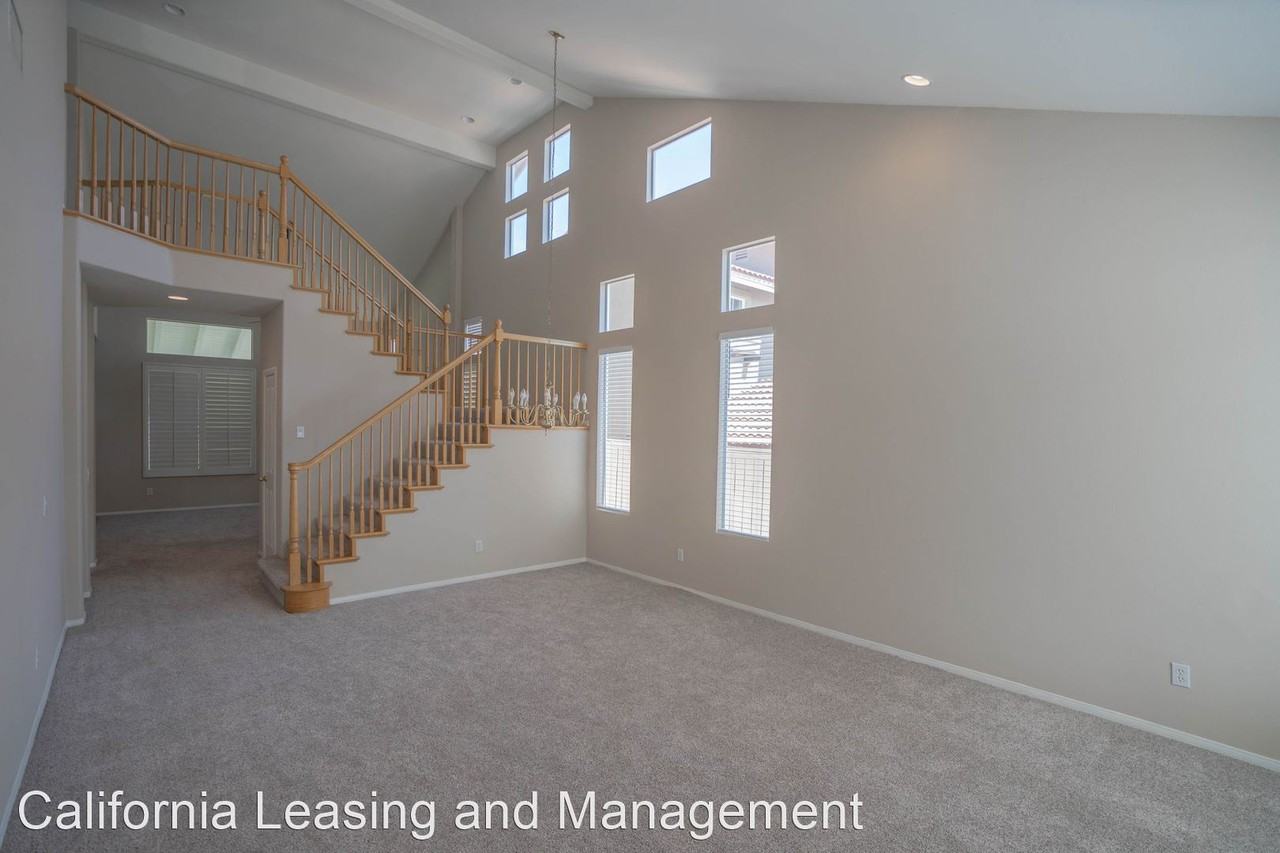 32520 The Old Rd - Photo 3 of 29