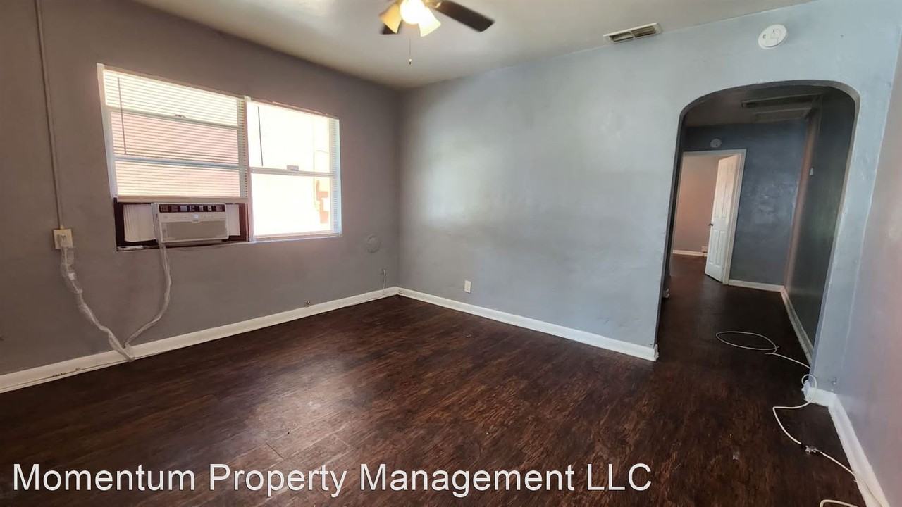 1750 12th Ave S - Photo 2 of 5