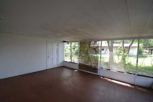 1115 Kirkland Dr - Photo 2 of 7