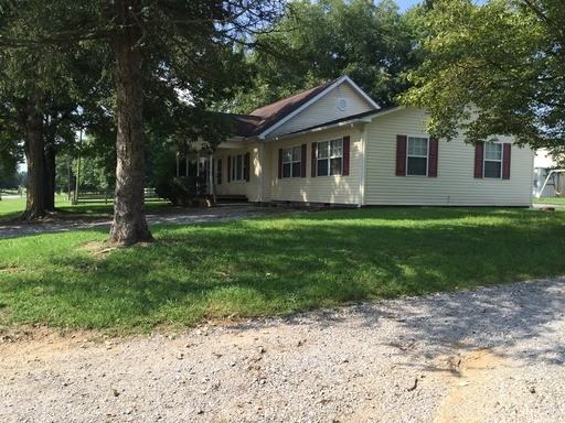 814 Old Three Notch Rd - Photo 2 of 25