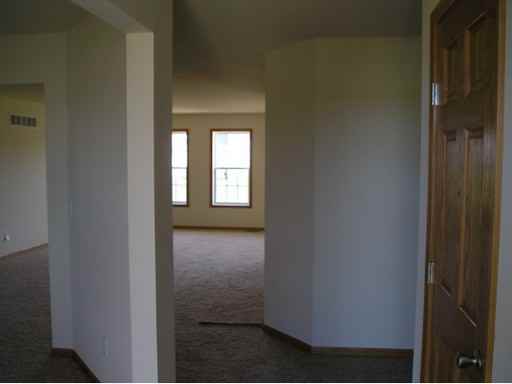 216 English Oak Ln - Photo 3 of 3