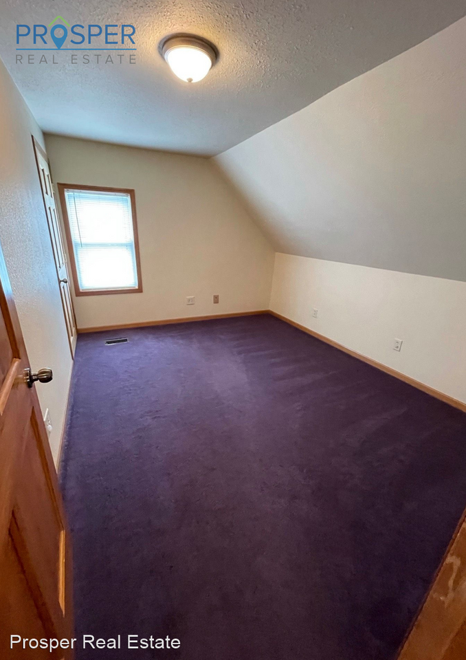 491 Bartlett Ave - Photo 2 of 21