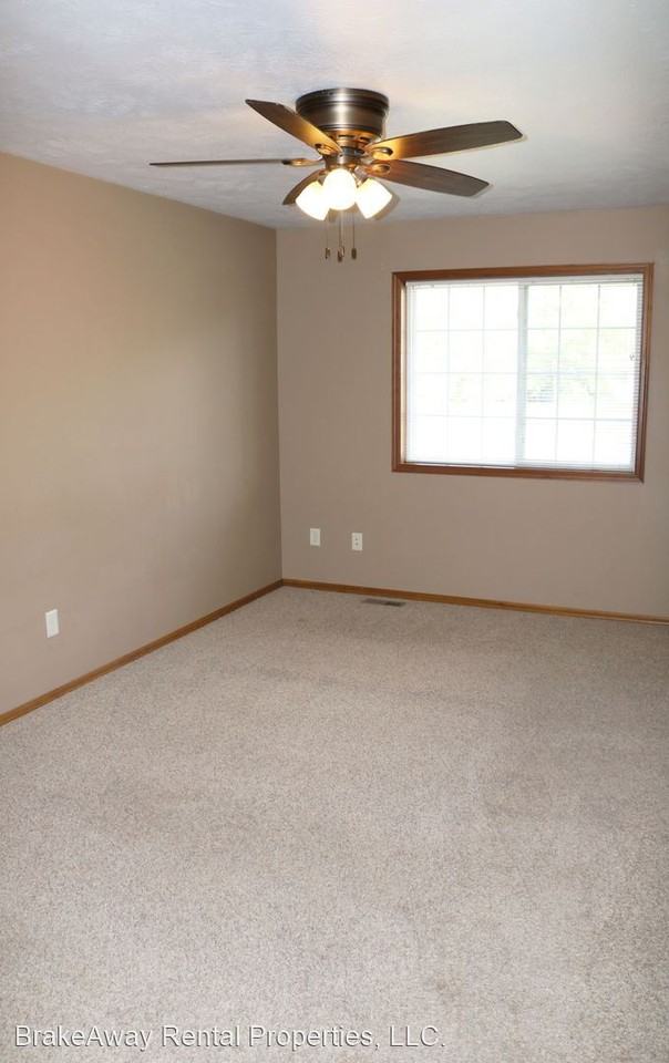 Pine View Properties - Photo 3 of 17