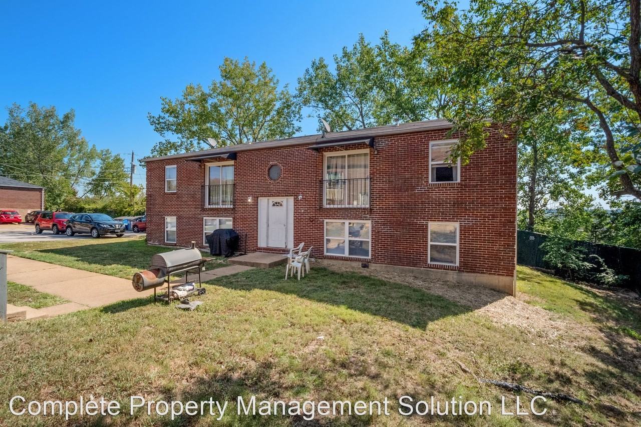 334 Mount Everest Drive Apartments 334 Mount Everest Dr, Fenton, MO