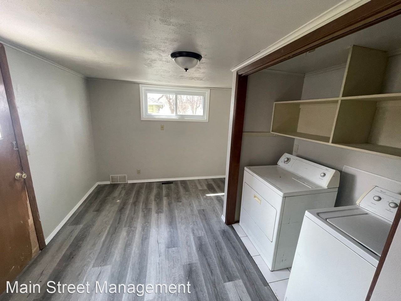 1520 Elm St. - Photo 3 of 10