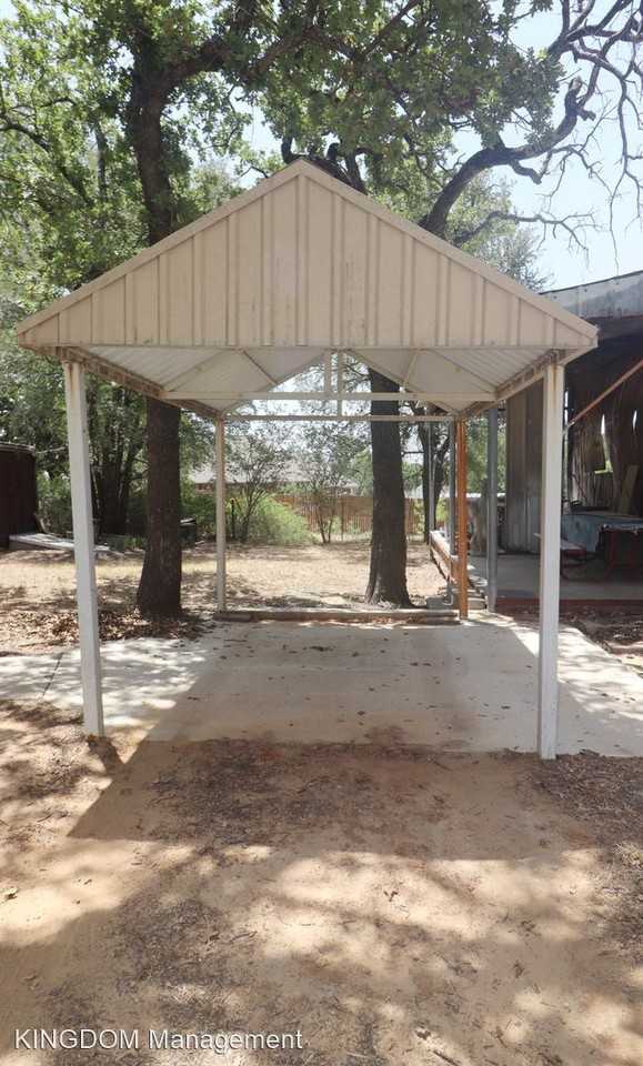 7685 Peden Rd - Photo 2 of 23