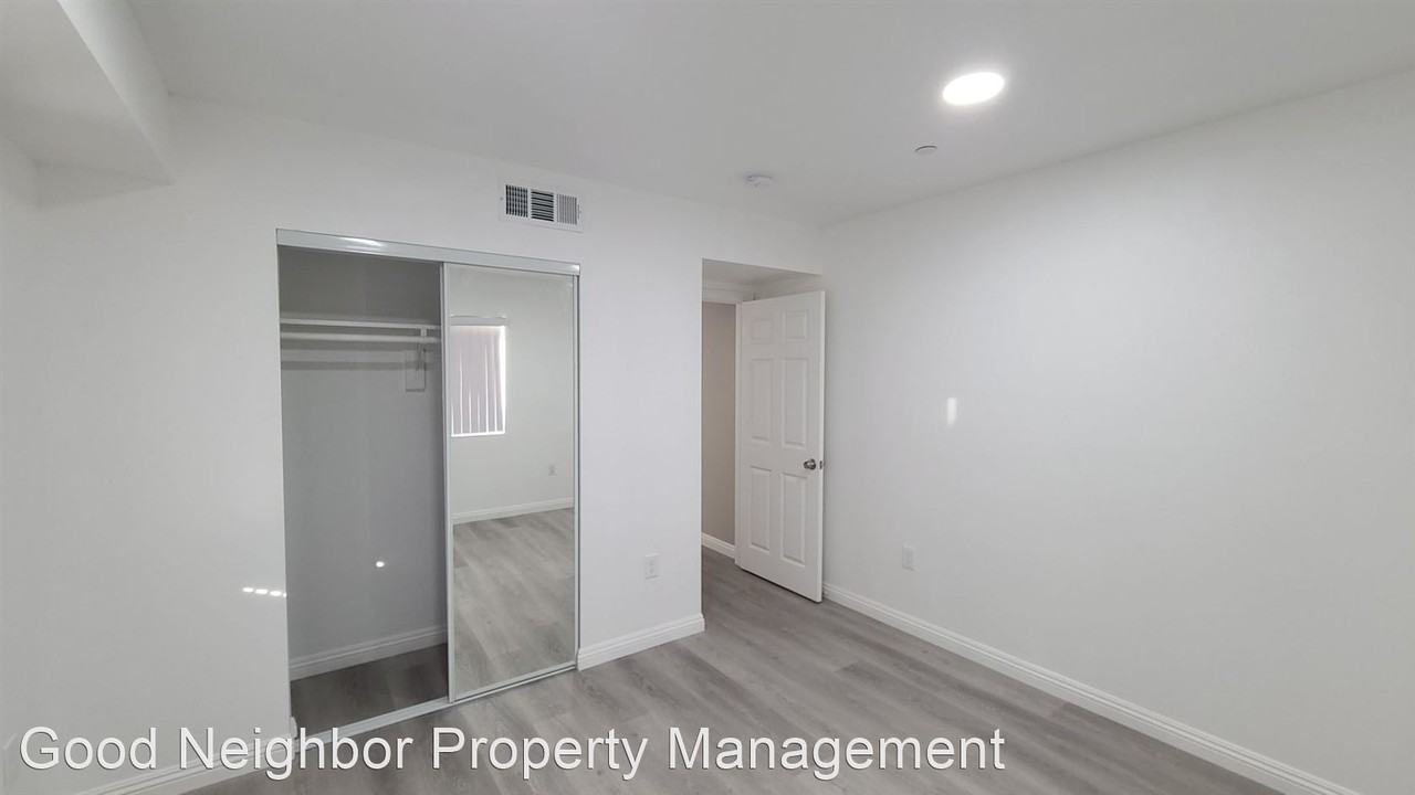 1522,1524 N Herbert Ave - Photo 3 of 50