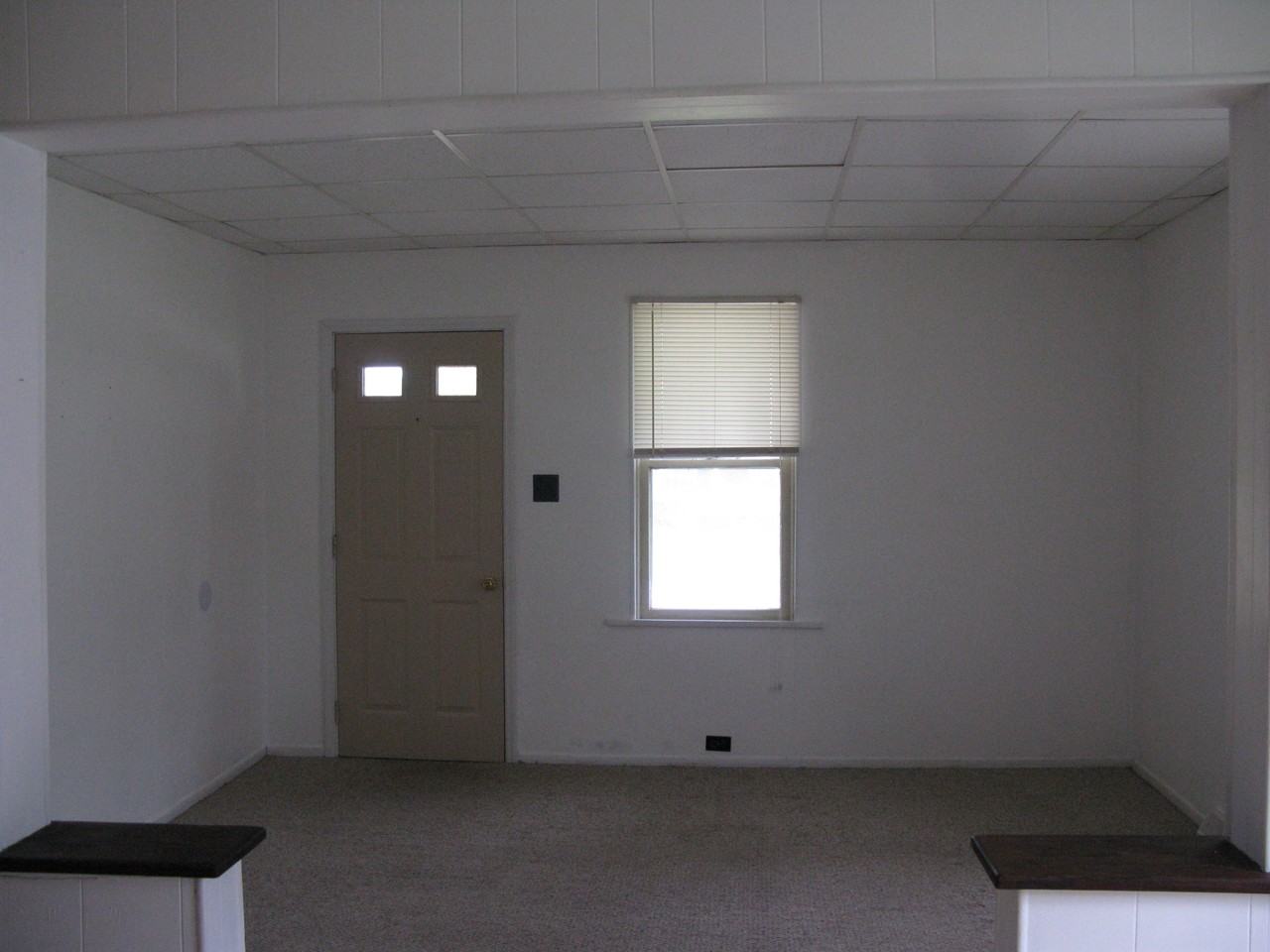 310 S Moulton St - Photo 3 of 6