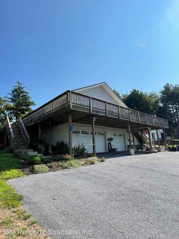 74A Creek Rd - Photo 2 of 46