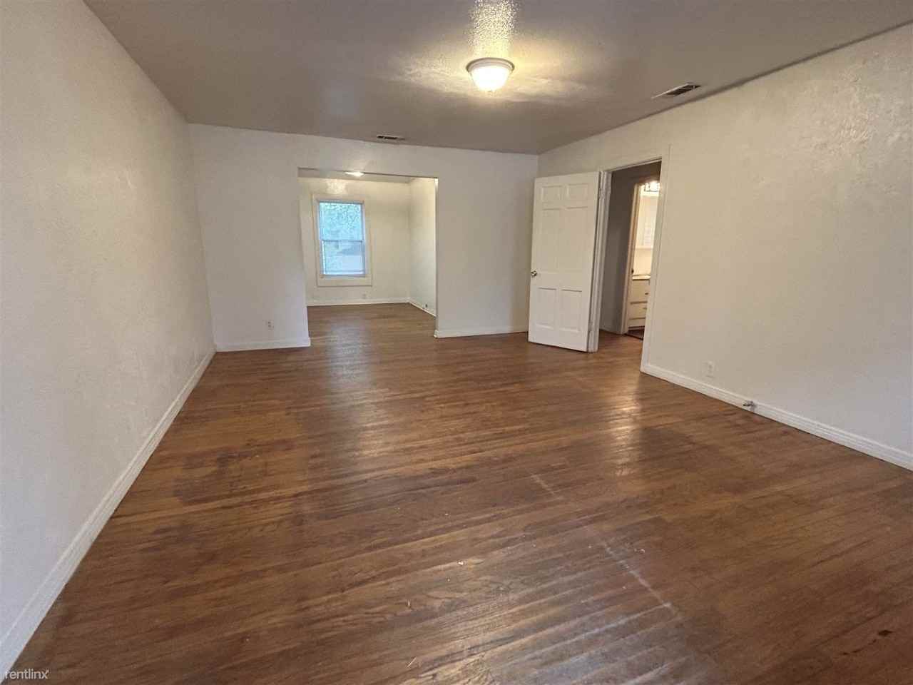 605 Bernard St - Photo 2 of 11