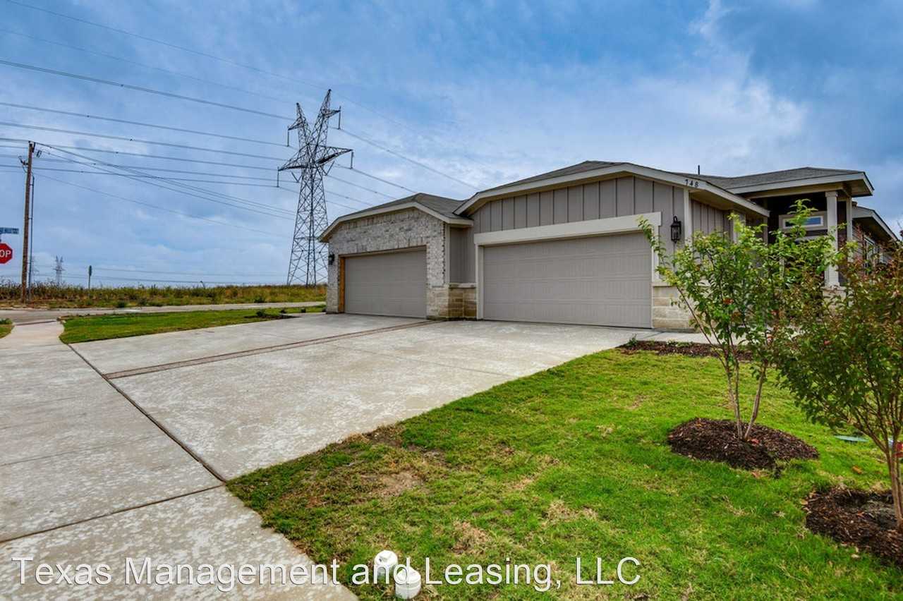 748 Wheatfield Dr - Photo 2 of 21