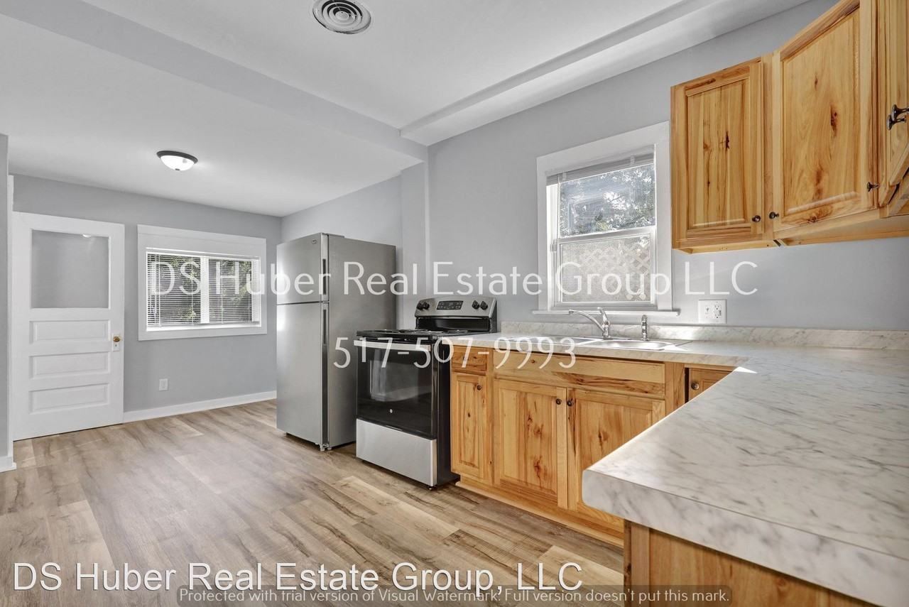 211 W Barnes Ave - Photo 3 of 23