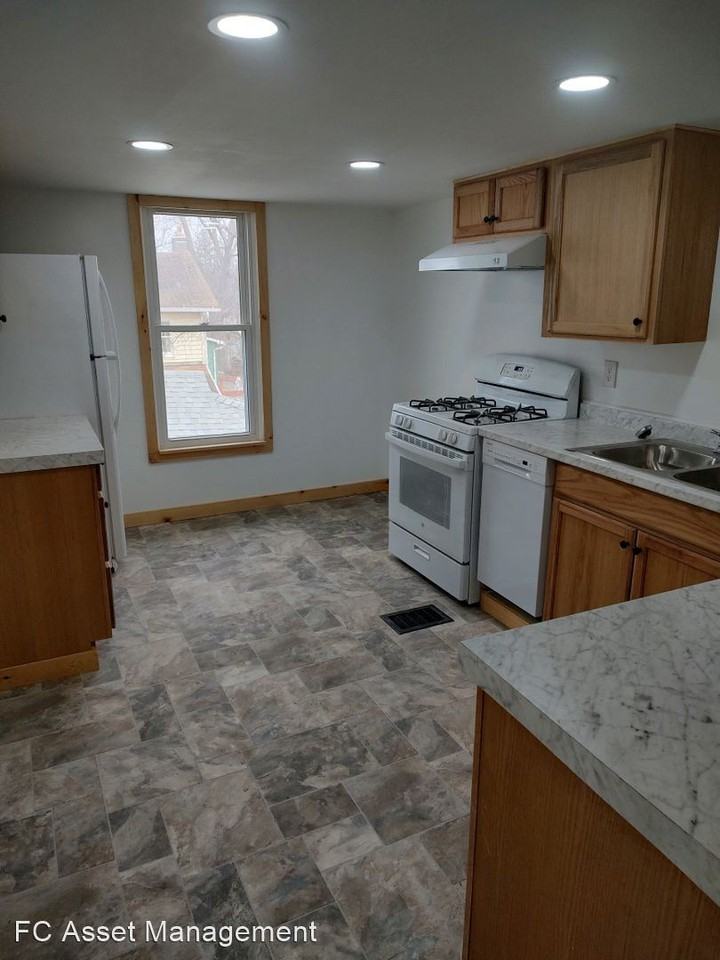 171 Bristol St. - Photo 3 of 14