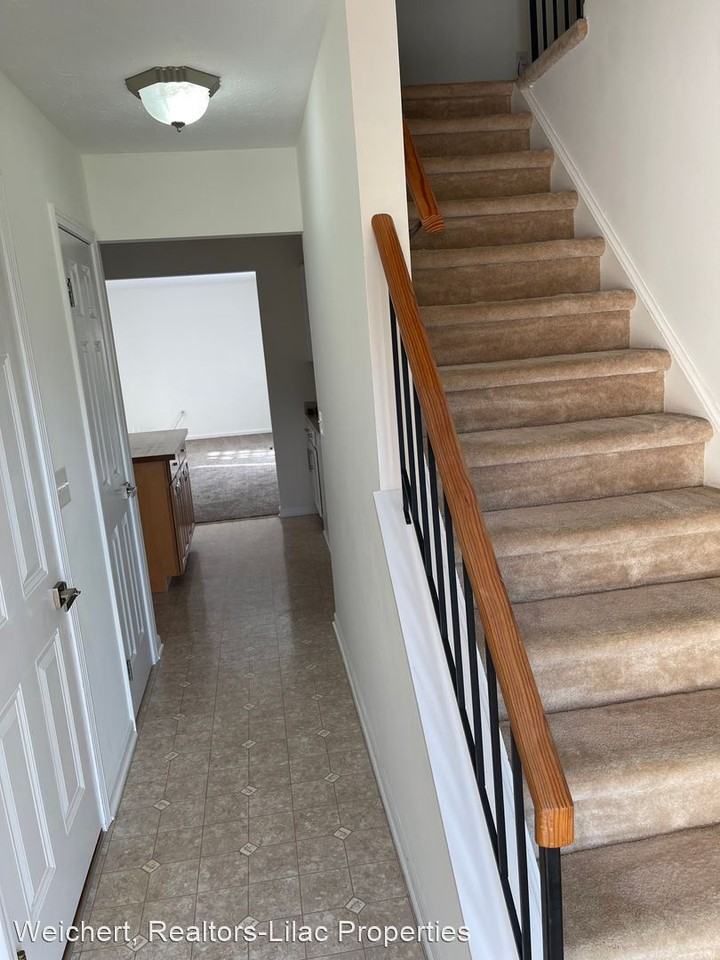 32 Spring Blossom Cir - Photo 3 of 17