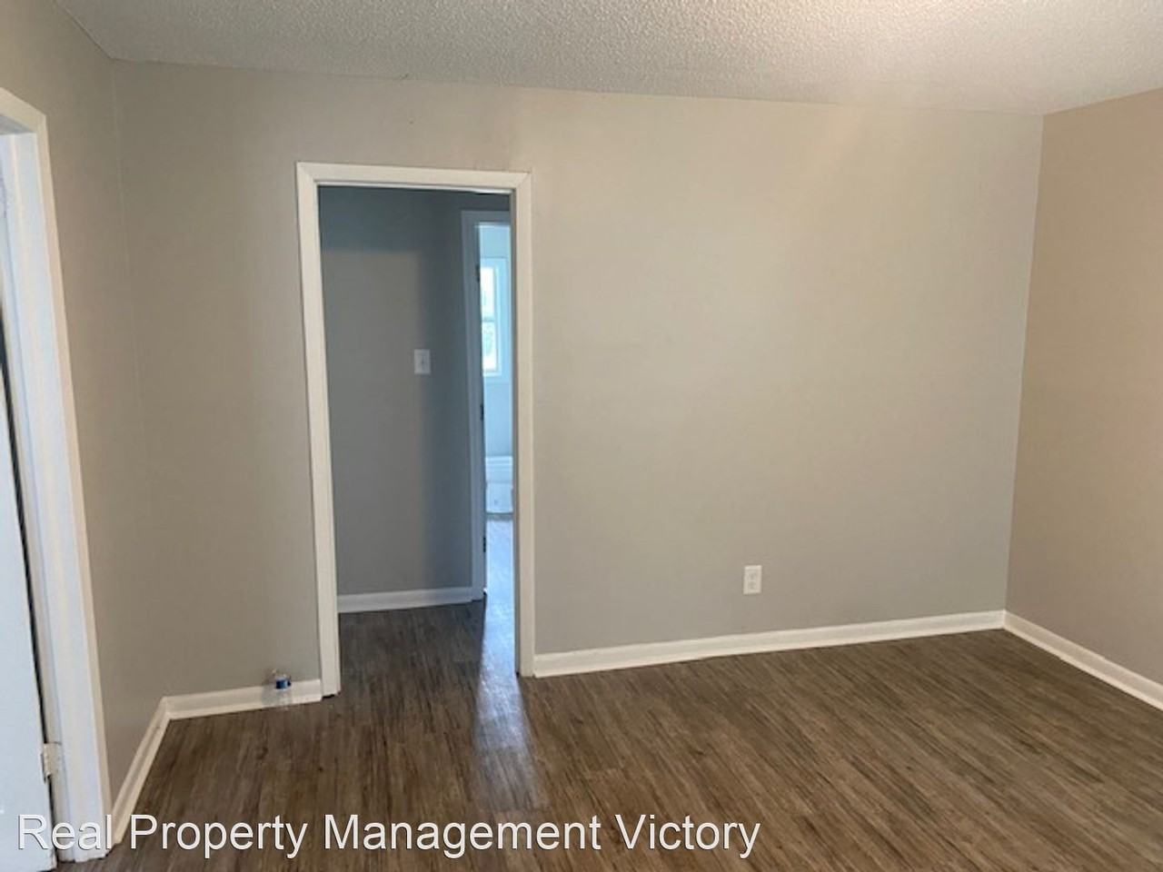 7216 Paris Ave - Photo 3 of 8