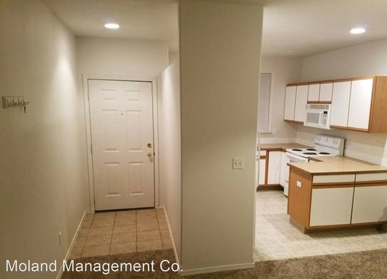 532 S Solar St - Photo 2 of 5